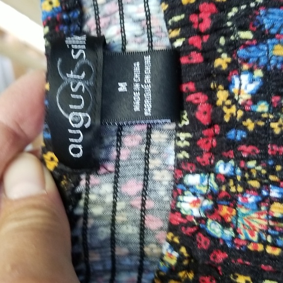 M off-shoulder Floral Boho Top - Picture 7 of 10